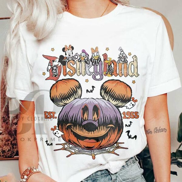 Retro Disneyland Mickey And Friends Pumskin Halloween Shirt