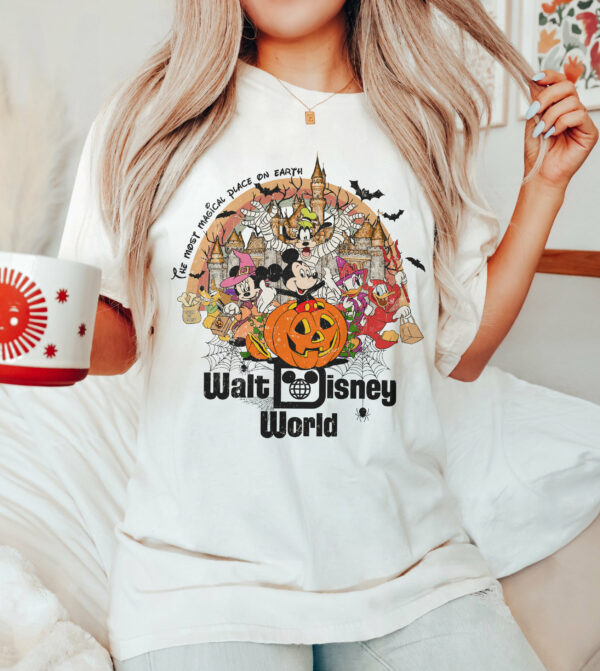 Vintage Walt Disney World Halloween Shirt