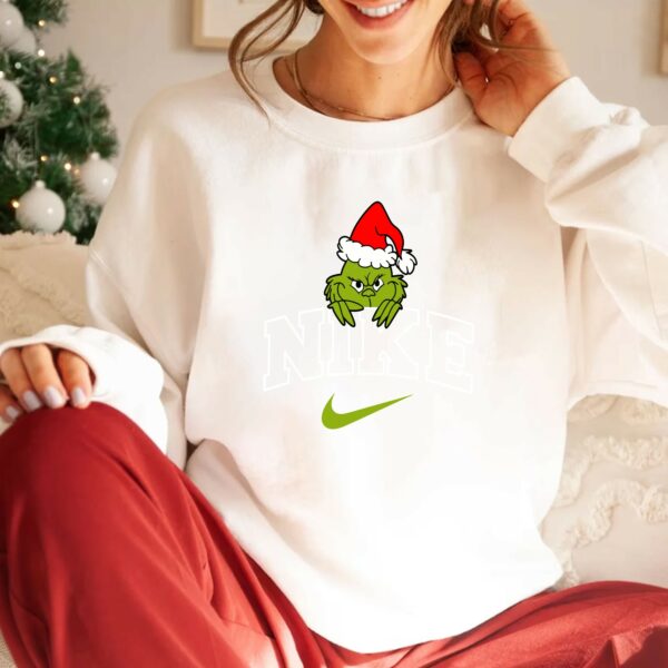 Santa Grinch Christmas Snow Sweatshirt Ver 1