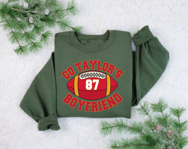 Funny Football Fan Shirt Taylor And Travis KC Tee 2023 Go Taylor’s Boyfriend Sweatshirt For Season Kancas City